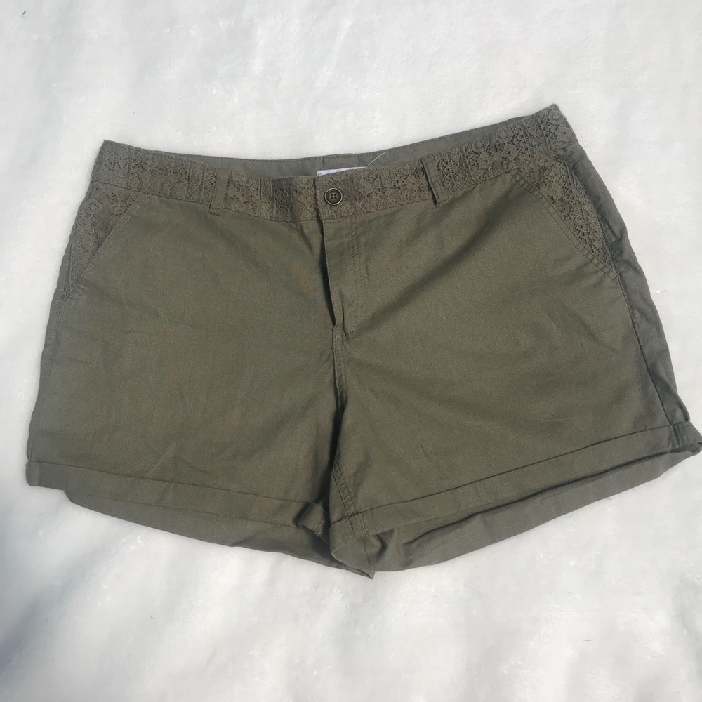 New York & Company shorts size 14